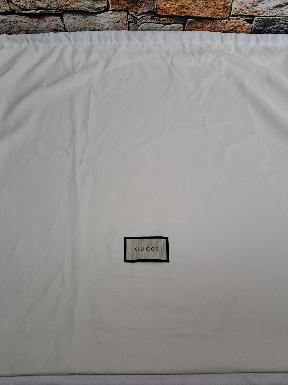 Gucci Extra Large Ivory Dust Bag with Black Trim and Drawstring 23"×23" - Picture 4 of 14